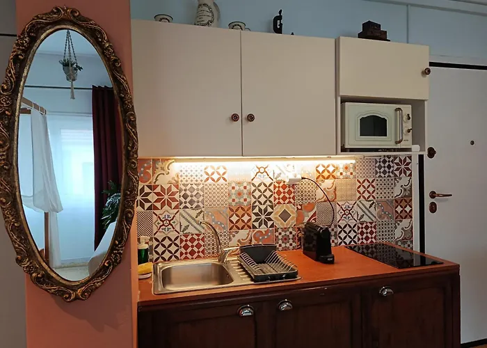 Na'Maste Apartments